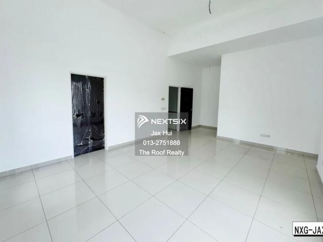 Warehouse for sale in Johor