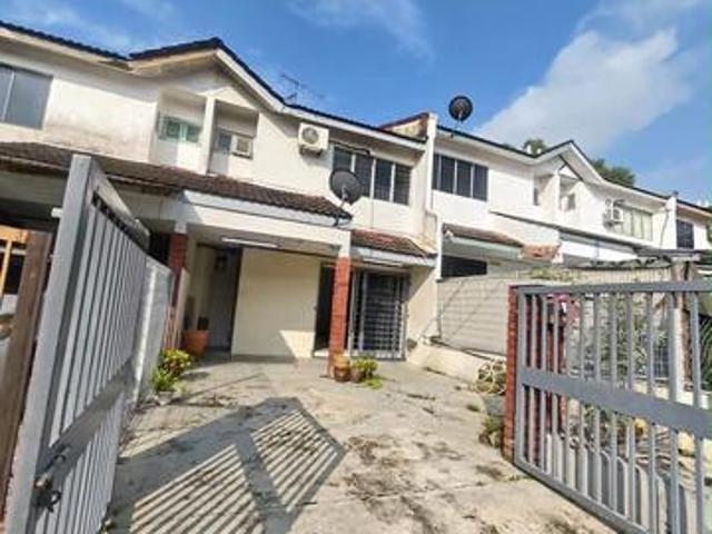 Terraced House for sale in Ulu Tiram, Johor