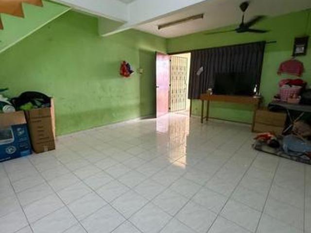 Terraced House for sale in Ulu Tiram, Johor