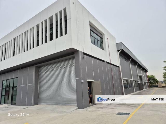 Warehouse for rent in Ulu Tiram, Johor