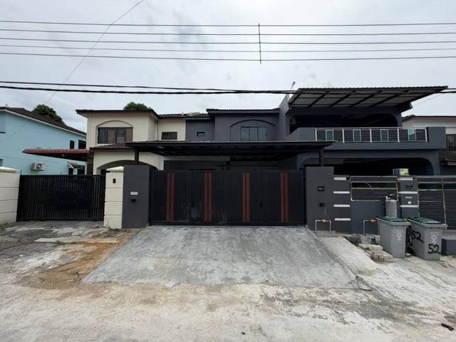 Terraced House for sale in Ulu Tiram, Johor