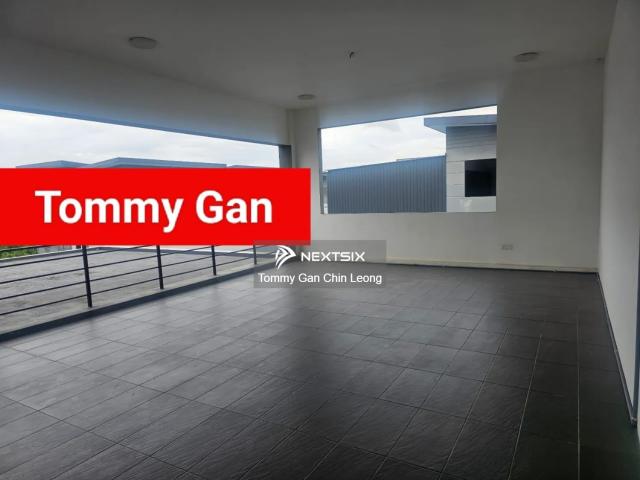 Warehouse for rent in Ulu Tiram, Johor