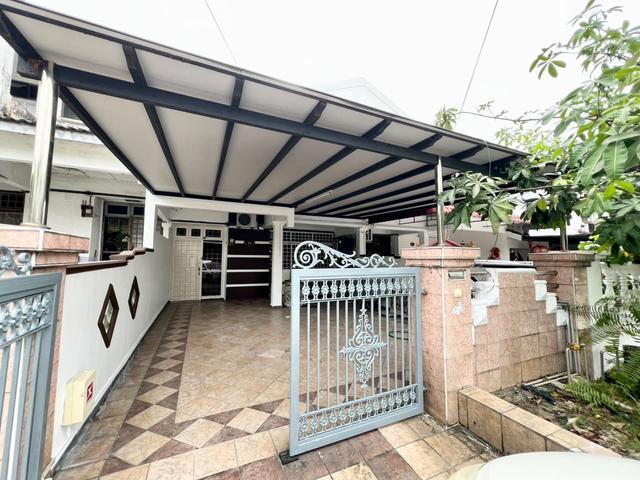 Terraced House for sale in Ulu Tiram, Johor