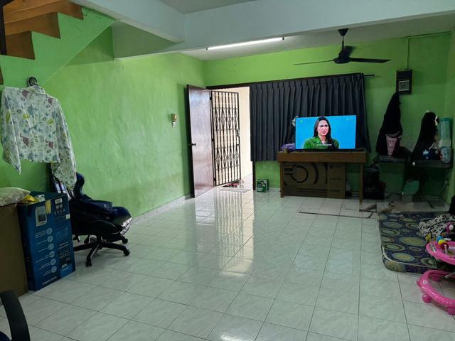 Terraced House for sale in Ulu Tiram, Johor