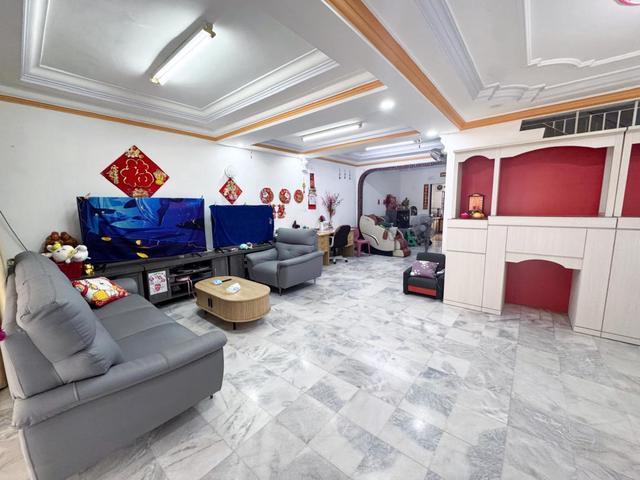 Terraced House for sale in Ulu Tiram, Johor
