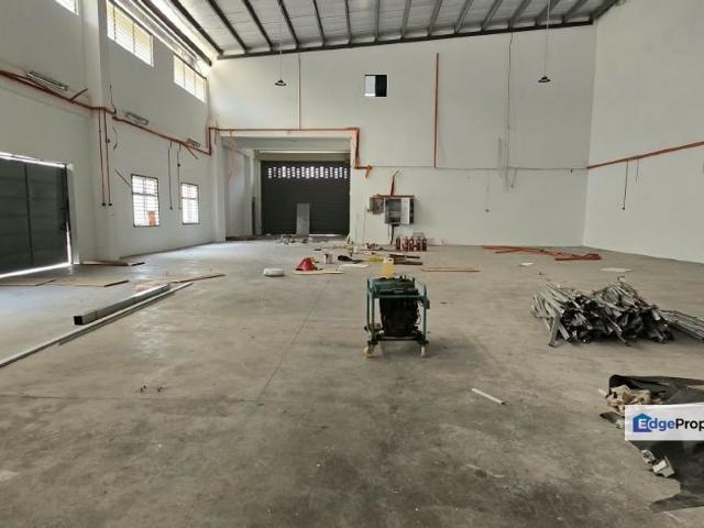 Warehouse for rent in Ulu Tiram, Johor