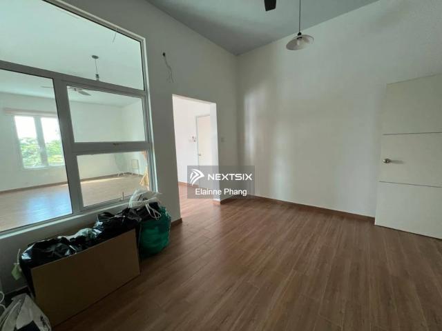 Warehouse for sale in Ulu Tiram, Johor