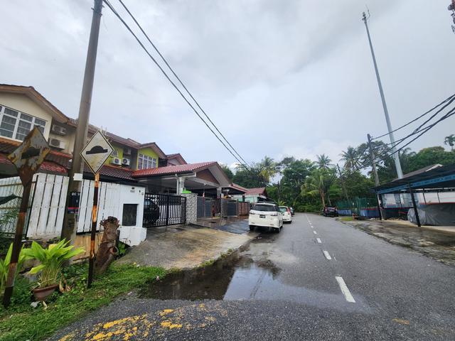 Terraced House for sale in Sungai Buloh, Shah Alam
