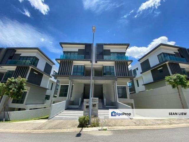 House for sale in Country Heights Damansara, Kuala Lumpur