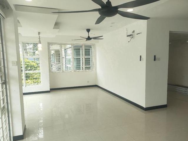 Duplex for sale in Petaling, Subang Jaya