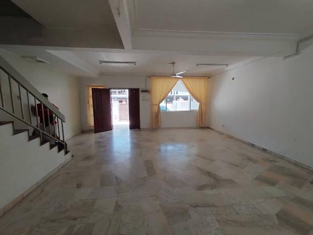 Terraced House for rent in Ulu Tiram, Johor