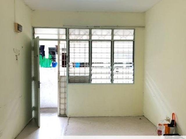Flat for sale in Langat, Selangor