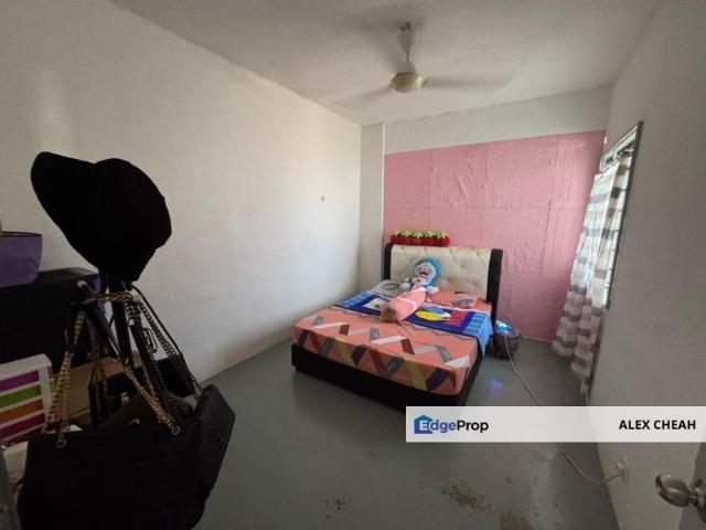 Flat for sale in Mukim 13, Georgetown