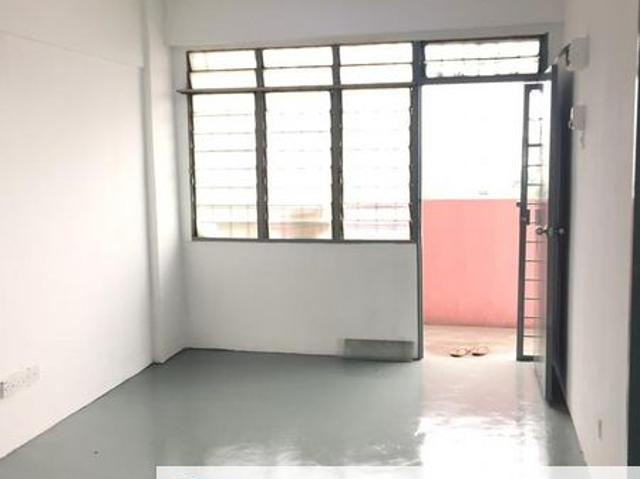 Flat for rent in PJS 2, Petaling Jaya