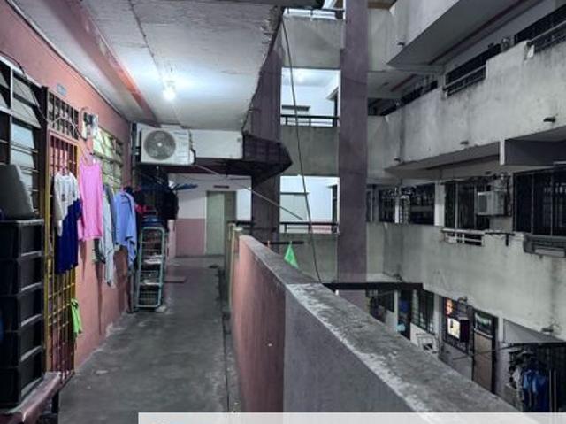 Flat for sale in Petaling, Damansara Damai