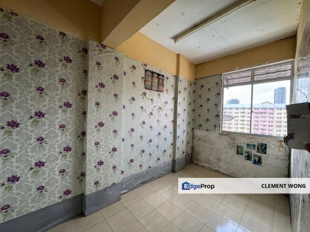 Flat for sale in Petaling, Damansara Damai