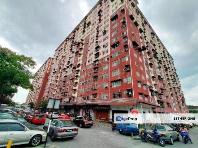 Flat for sale in Petaling, Damansara Damai