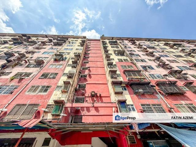 Flat for sale in Petaling, Damansara Damai