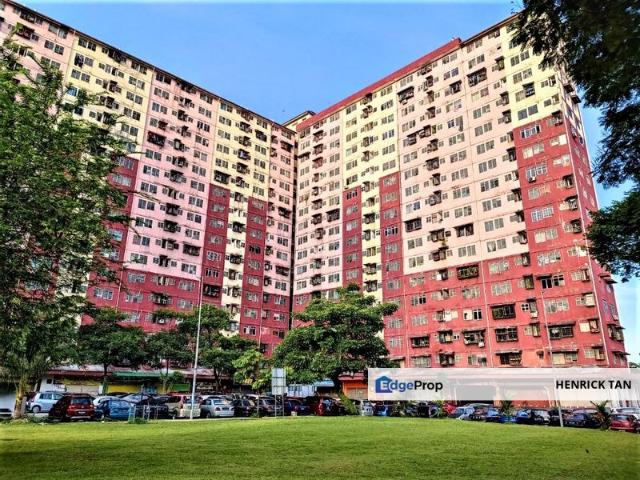 Flat for sale in Petaling, Damansara Damai