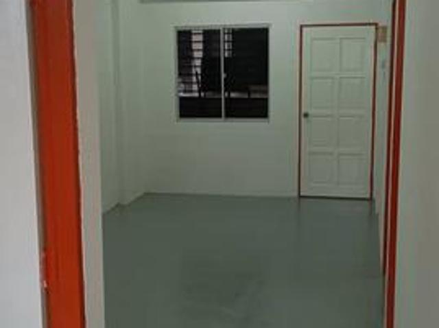 Flat for sale in Petaling, Damansara Damai