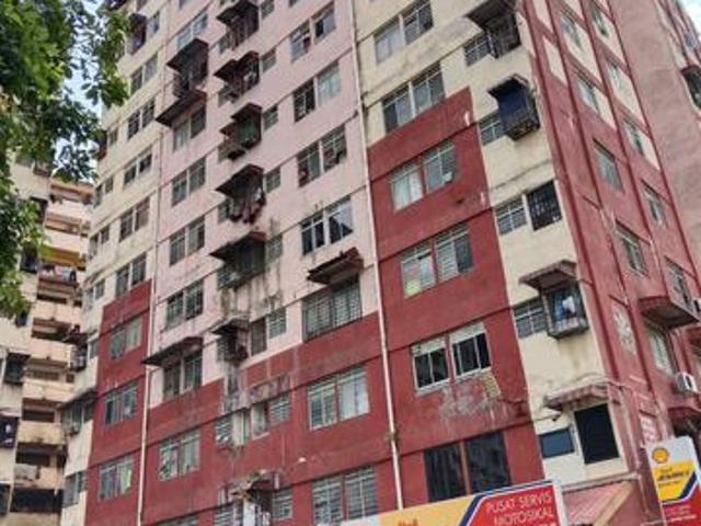 Flat for sale in Petaling, Damansara Damai