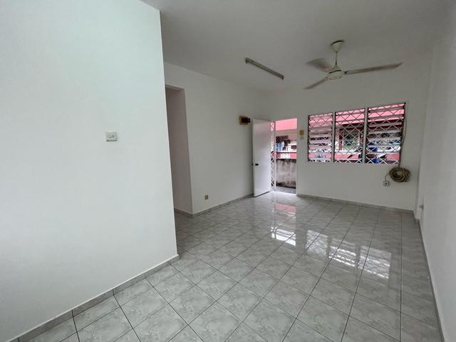 Apartment for sale in Petaling, Damansara Damai