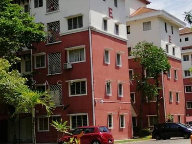 Apartment for sale in Petaling, Damansara Damai