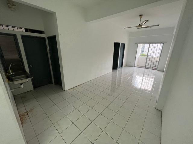 Apartment for sale in Nilai, Negeri Sembilan
