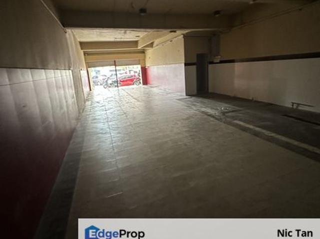 Shop for rent in Ampang Hilir, Kuala Lumpur