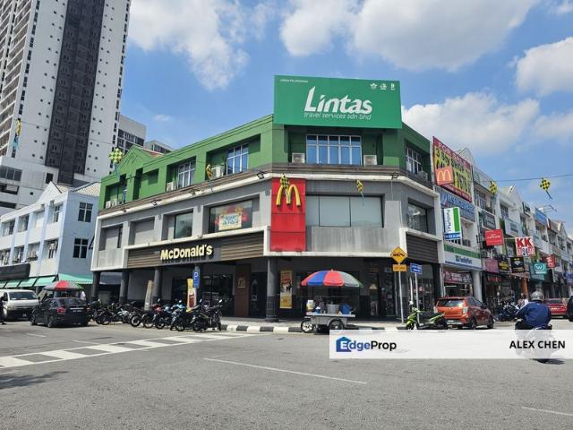 Shop for rent in Country Heights Damansara, Kuala Lumpur