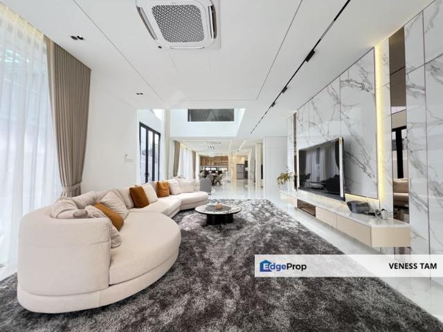 House for sale in Country Heights Damansara, Kuala Lumpur