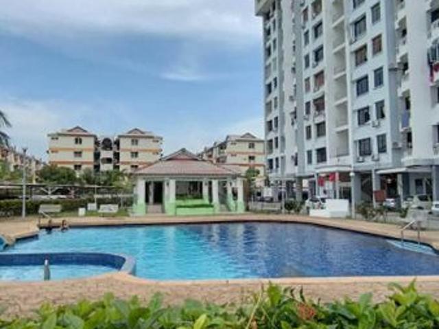 Condominium for sale in Mukim 13, Georgetown