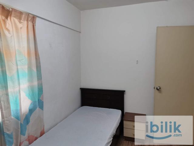 Room for rent in Georgetown, Penang