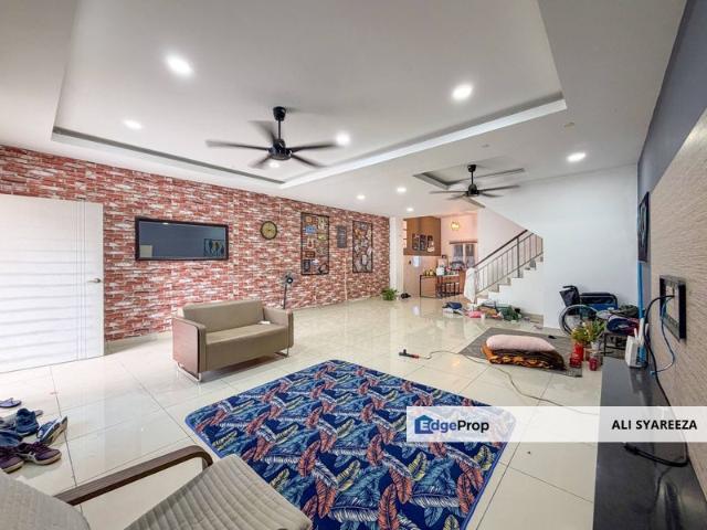 House for sale in Cyber 6, Sepang