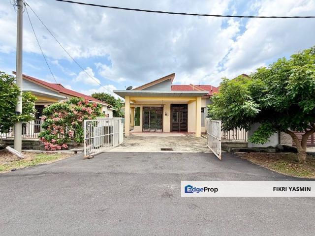 House for sale in Tanjong Sepat, Selangor