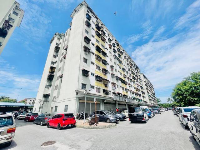 Apartment for sale in Petaling, Damansara Damai