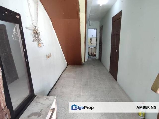 House for sale in Country Heights Damansara, Kuala Lumpur