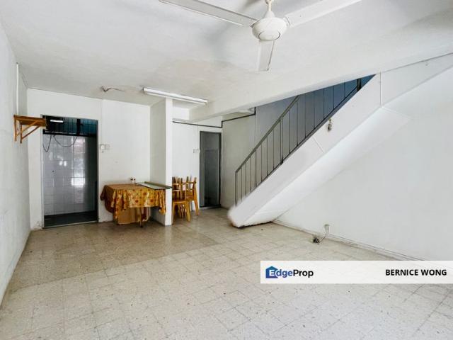 House for sale in Country Heights Damansara, Kuala Lumpur