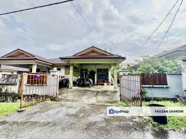 House for sale in Tanjong Sepat, Selangor