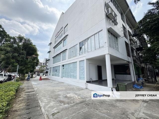 Shop for rent in Country Heights Damansara, Kuala Lumpur