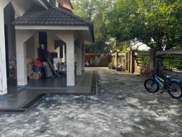 Bungalow for sale in Pontian, Johor