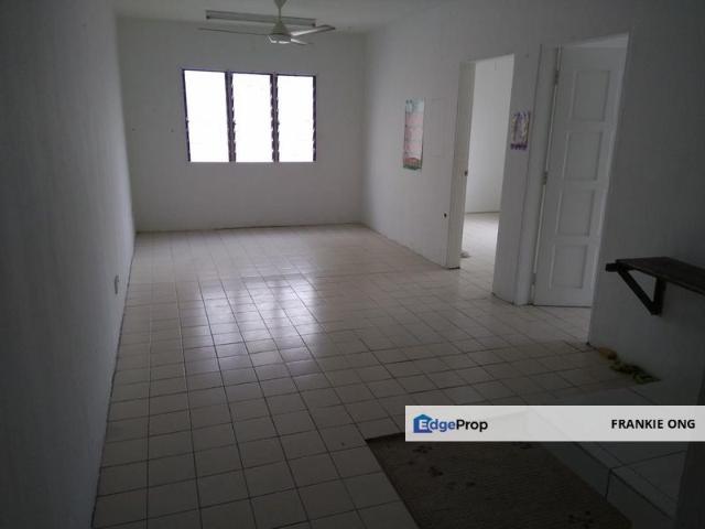 Flat for sale in Country Heights Damansara, Kuala Lumpur