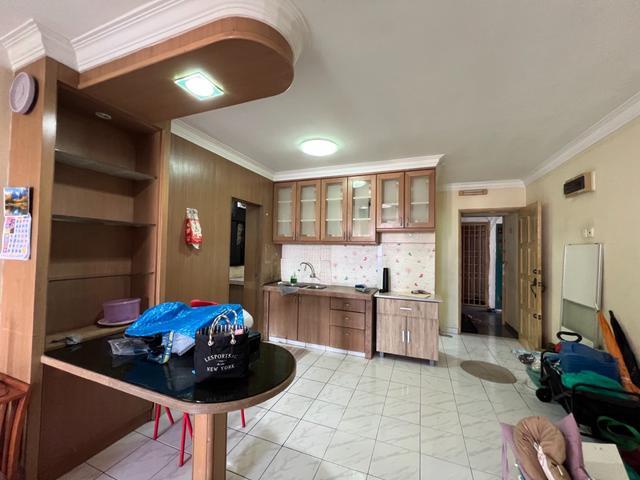 Apartment for sale in Country Heights Damansara, Kuala Lumpur