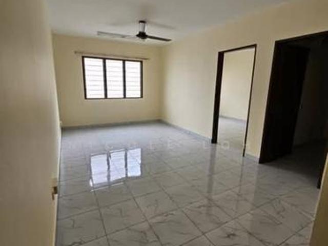 Apartment for sale in Country Heights Damansara, Kuala Lumpur
