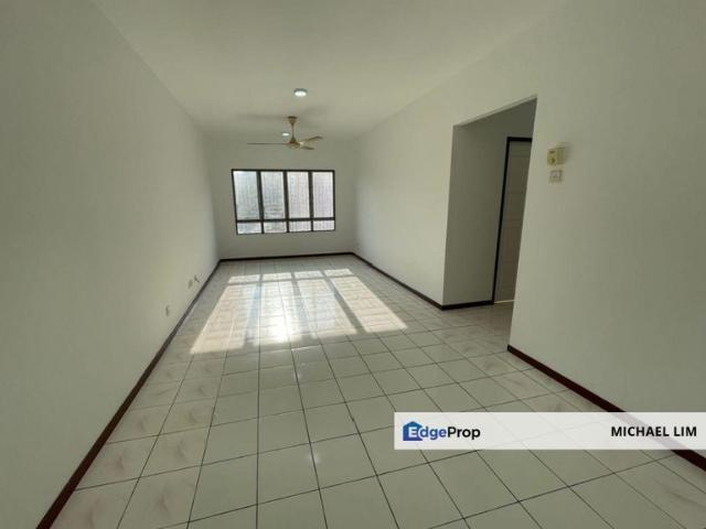 Condominium for sale in Petaling, Subang Jaya