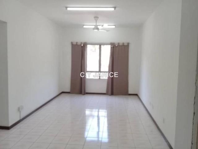 Apartment for sale in Petaling, Subang Jaya