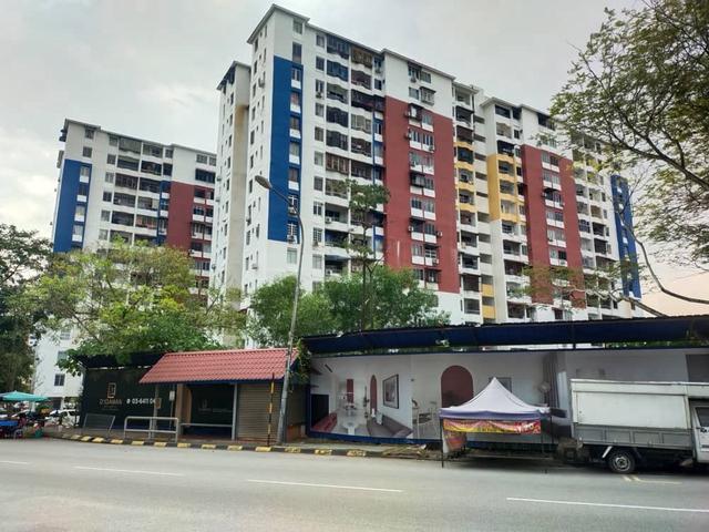 Apartment for sale in Country Heights Damansara, Kuala Lumpur