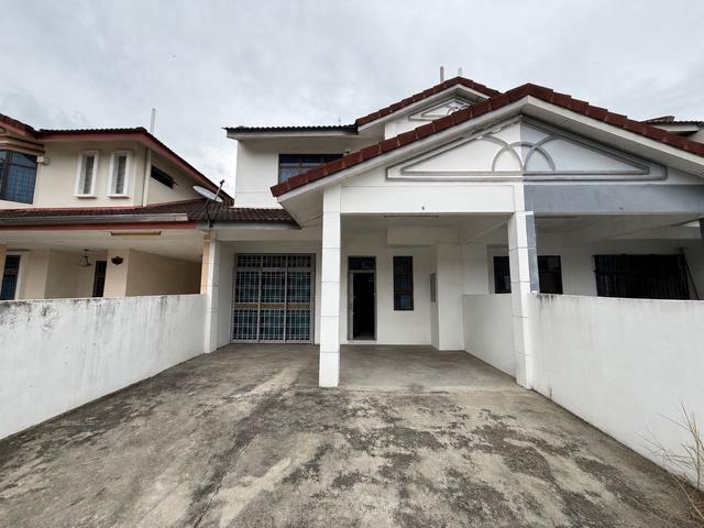 Terraced House for rent in Ulu Tiram, Johor