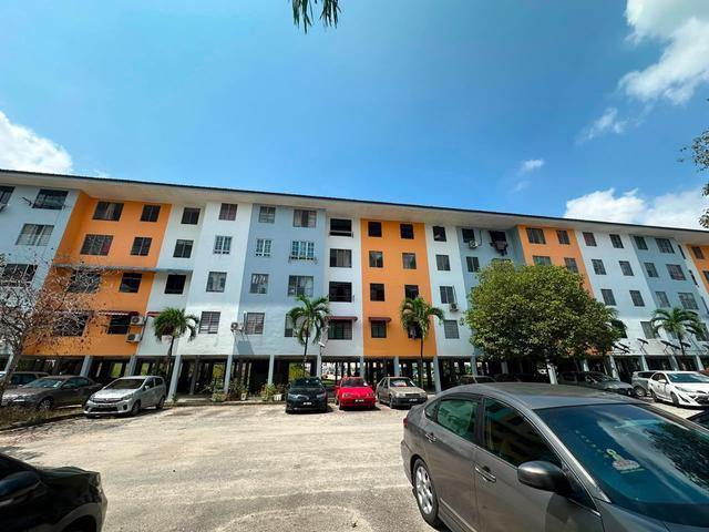 Flat for sale in Tebrau, Johor