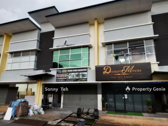 Shop Office for sale in Petaling, Alam Impian